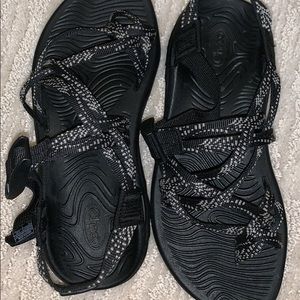 W6 Chacos